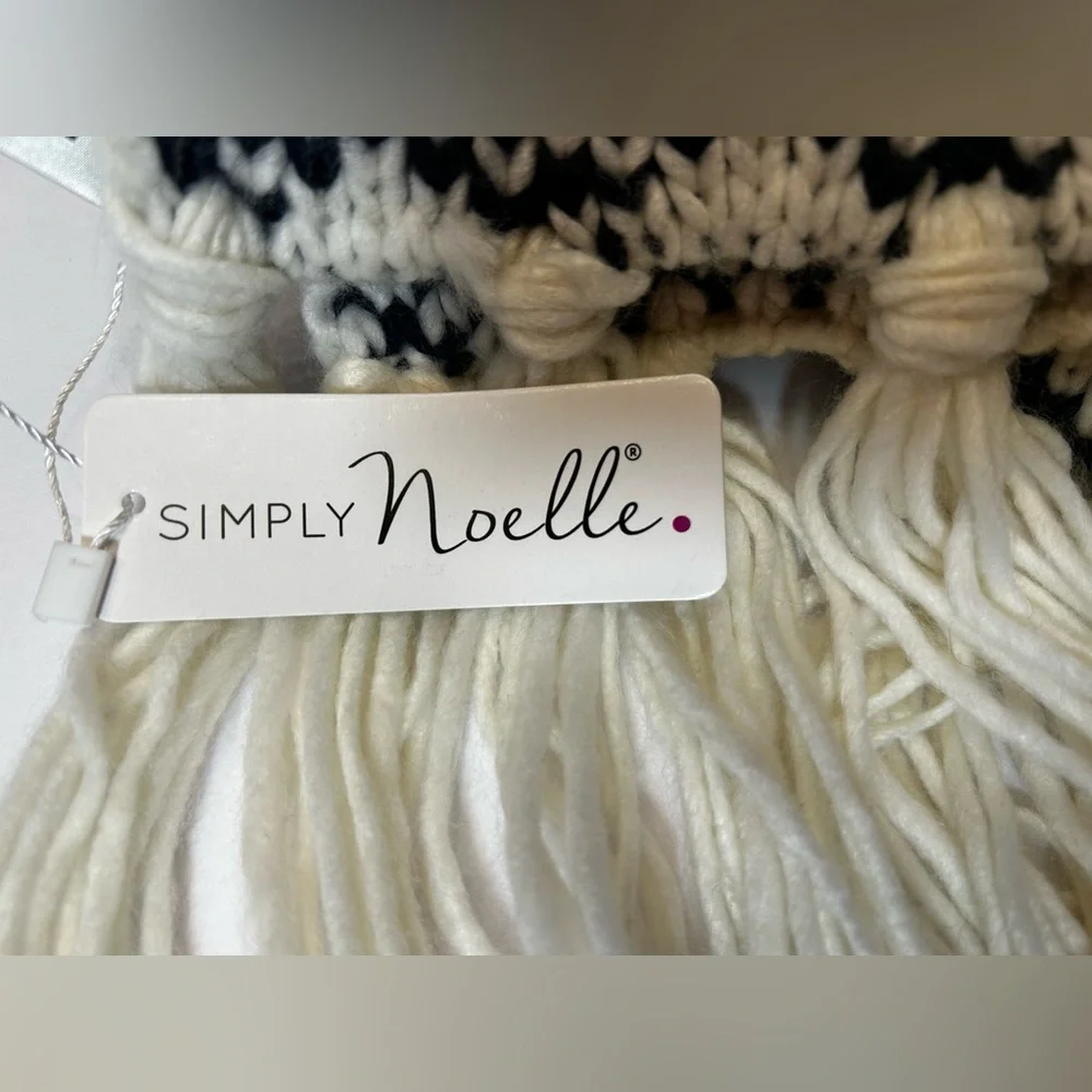 Simply Noelle chic knit